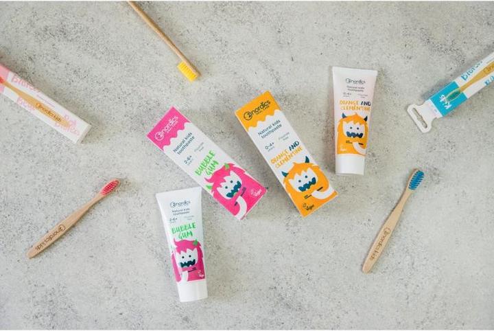 Actual product image Nordics Natural Kids Toothpaste Orange & Clementine (75 ml)