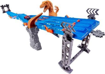 Actual product image Zuru Auto-Track Raptor attack set