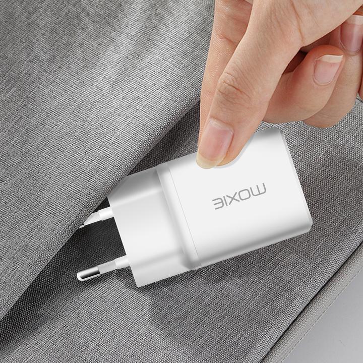 Actual product image Moxie Supercharger USB / USB-C power supply unit (33 W)