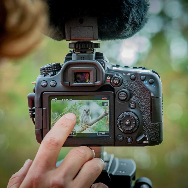 Produktbild Canon EOS 90D (32.50 Mpx, APS-C / DX)