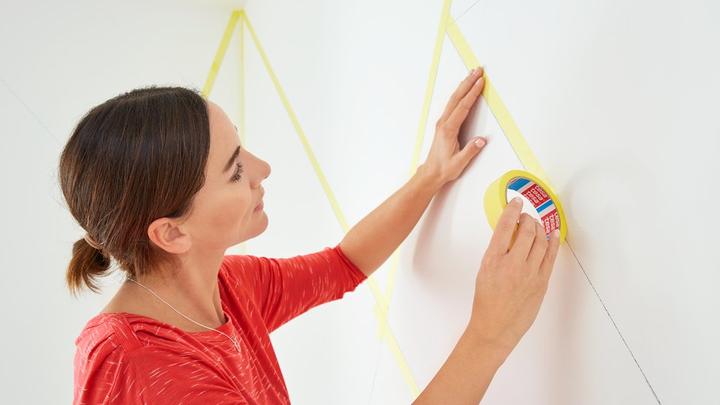 Actual product image tesa Professional painter's tape inside (38 mm)