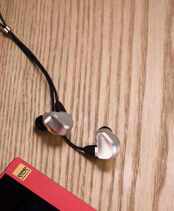 Produktbild Hifiman Svanar In-Ear-Kopfhörer (Kabelgebunden)