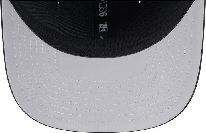 Immagine prodotto New Era 9Seventy Stretch Cap - PERFORMANCE Chicago Bulls