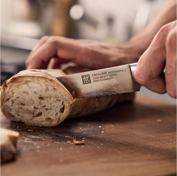 Actual product image Zwilling Professional S (20 cm)