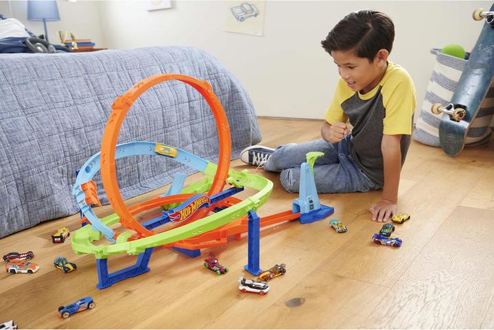Actual product image Hot Wheels Action Hyper Loop Extreme