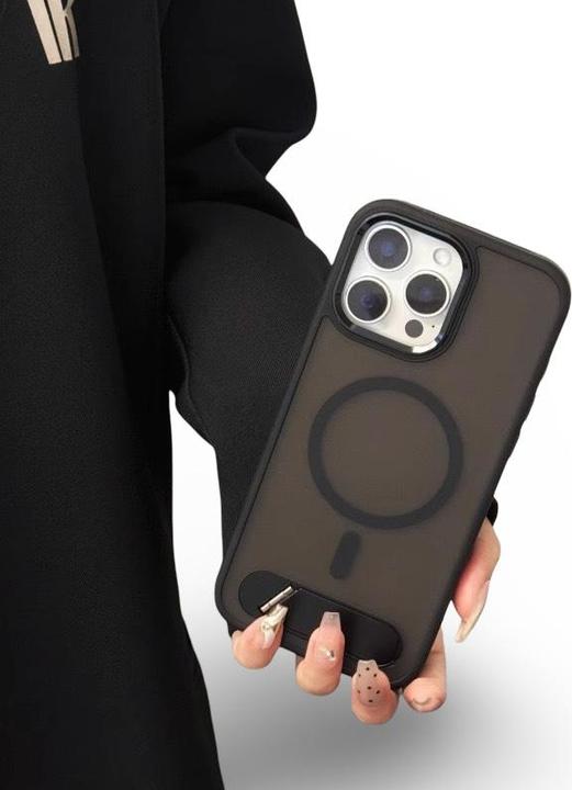 Produktbild RPD iPhone 15 Pro Max- MagSafe Kickstand Etui, Schwarz, Matt (Apple iPhone 15 Pro Max)