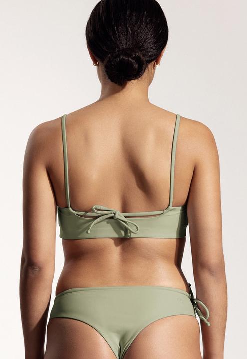 Actual product image Oy Surf bikini top "Buri" (XL)
