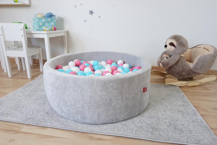 Actual product image Knorrtoys Ball set approx. Ø6 cm - 100 balls rose/cream/lightblue