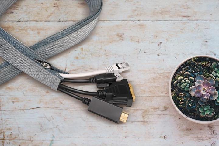 Actual product image LogiLink Cable conduit with zip fastener, 2.0 m, grey, made of polyester, abrasion, tension & deformation (Cable conduit, 200 cm)