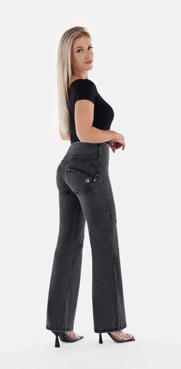 Immagine prodotto Freddy WR.UP® SNUG - Pantaloni modellanti WRUPSNUG24HF209 (XS)