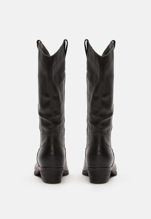 Produktbild Felmini GERBERA 7962 ist ein bemerkenswerter Cowboystiefel mit mittlerer Wade, der rustikalen Charme und raf (39)