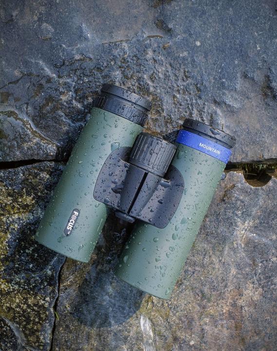 Actual product image Focus Nordic Mountain binocular BaK-4 Green (10 x, 25 mm)