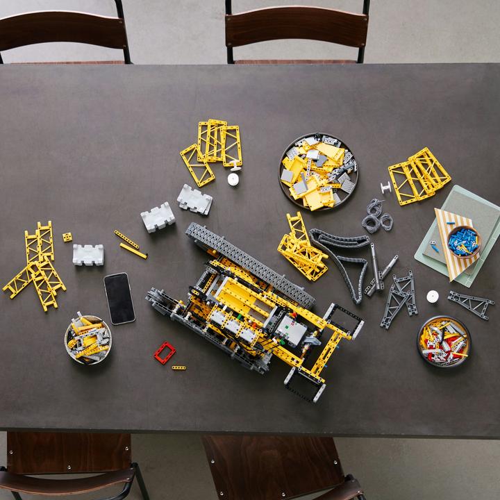 Productafbeelding LEGO 42146 Liebherr LR 13000 rupskraan (42146, LEGO Technic)