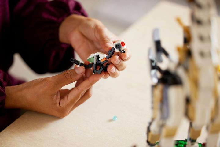 Produktbild LEGO Horizon Forbidden West: Langhals (76989)