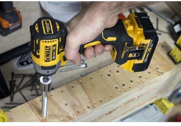Produktbild DeWalt DCK266P2-QW 18V Combo Kit (Akkubetrieb)