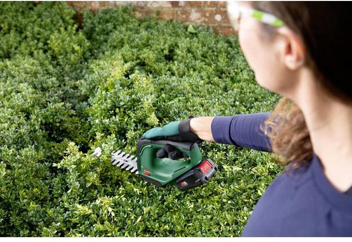 Produktbild Bosch Home & Garden AdvancedShear 18V-10 (Akkuheckenschere)