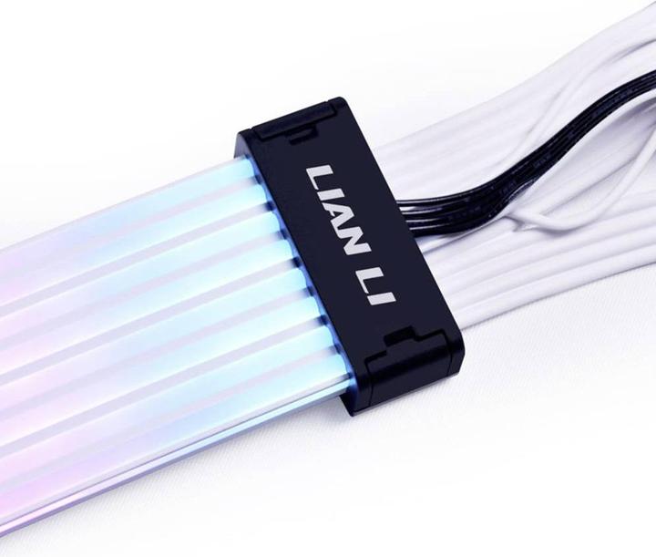 Actual product image Lian-Li Strimer Plus V2 (RGB)