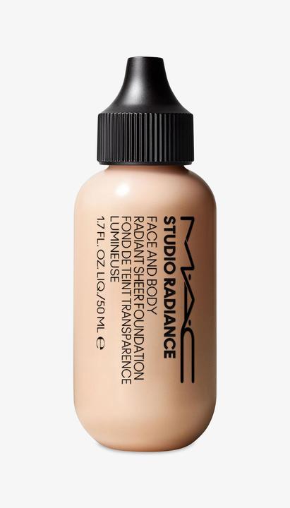 Produktbild MAC Cosmetics Studio Radiance Face and Body Radiant Sheer Foundation (W0)