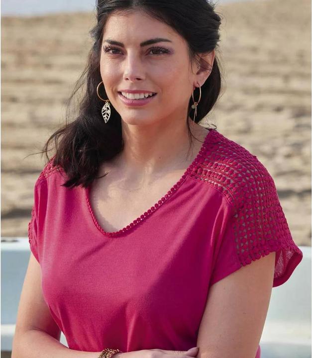 Actual product image Atlas For Women TShirt (W38/L40)