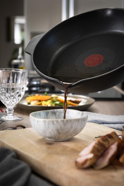 Produktbild Tefal Bratpfanne Robusto (28 cm, Bratpfanne, Aluminiumguss)