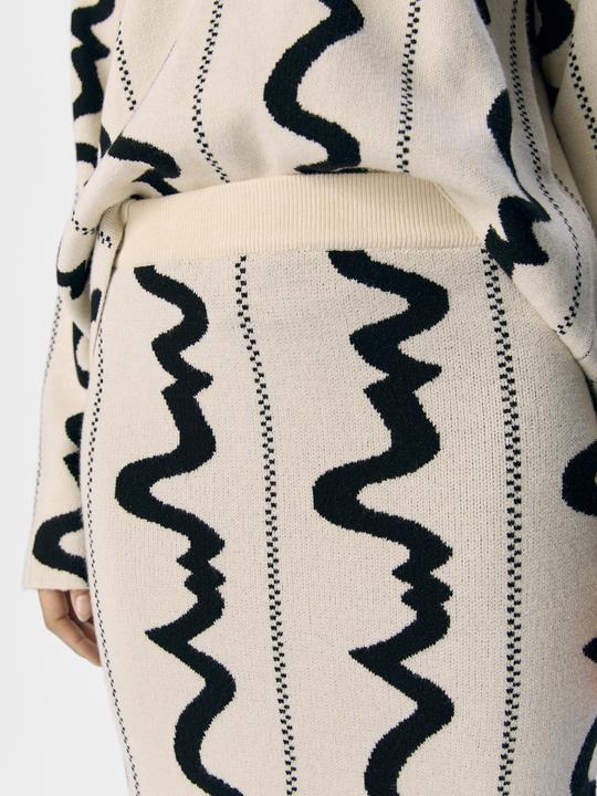 Actual product image Object Strick Maxirock (L)
