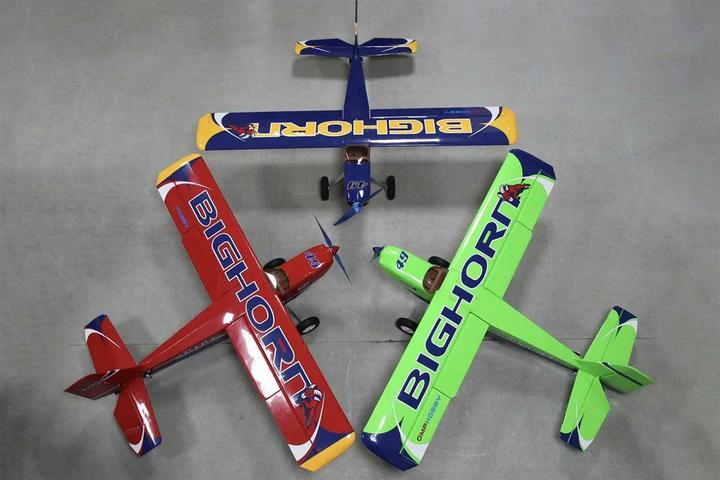 Actual product image OMPHobby Bighorn Pro 49" with flaps blue ARF 1.24m