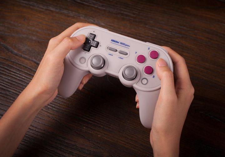 Actual product image 8bitdo SN30 PRO+ G Classic Gamepad (Android, PC, Switch, Mac, Steam Machine)