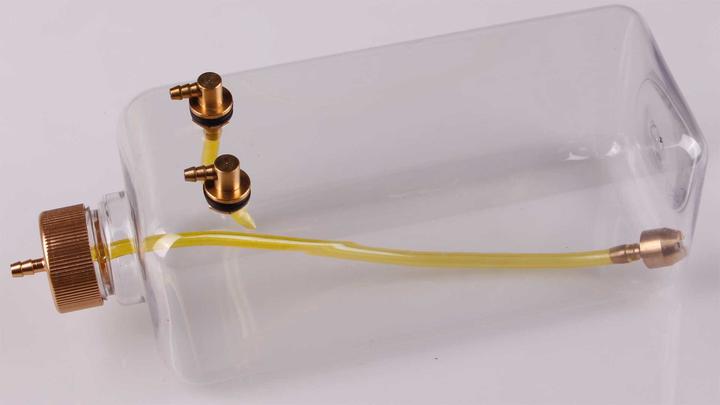 Actual product image Planet-Hobby petrol tank pet 700ml 165x70x70mm 123g