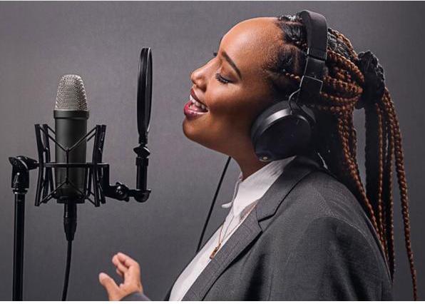 Actual product image RØDE NT1 Signature Black microphone with stand