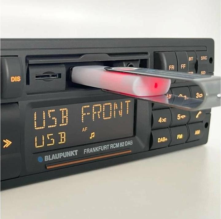 Produktbild Blaupunkt Frankfurt RCM82DAB