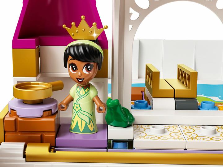 Actual product image LEGO Storybook Adventures with Arielle, Belle, Cinderella and Tiana (43193, LEGO Disney)