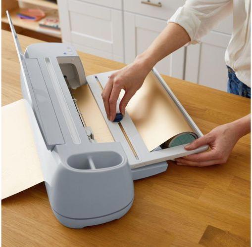 Actual product image Cricut Roll holder