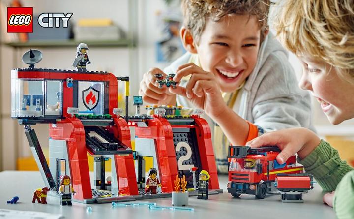Immagine prodotto LEGO 60414 Stazione dei vigili del fuoco con autoscala a piattaforma girevole (60414, LEGO City)