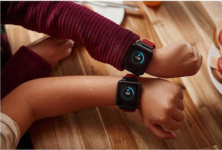 Actual product image Anio 5 - Smartwatch for children (44 mm, 2G)