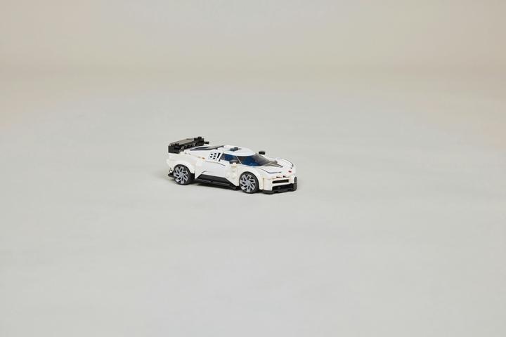 Image du produit LEGO Bugatti Centodieci voiture hypersport (77240, LEGO Speed Champions)