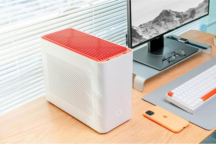 Produktbild Iqunix ZX-1 (Mini-ITX)