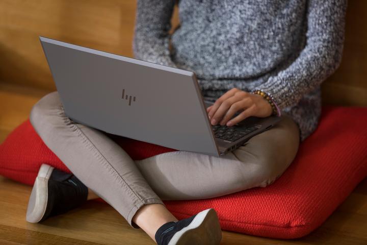 Produktbild HP ZBook – 15v G5 (15.60", Intel Core i7-8850H, 32 GB, 512 GB, CH)