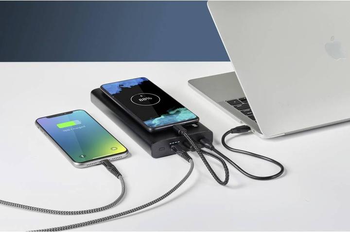 Actual product image Voltcraft VC PB PD140W Powerbank 22400 mAh Quick Charge 3.0, Power Delivery 3.0 Li-Ion Black (matt) Statusan (22400 mAh, 5 W, 82.88 Wh)