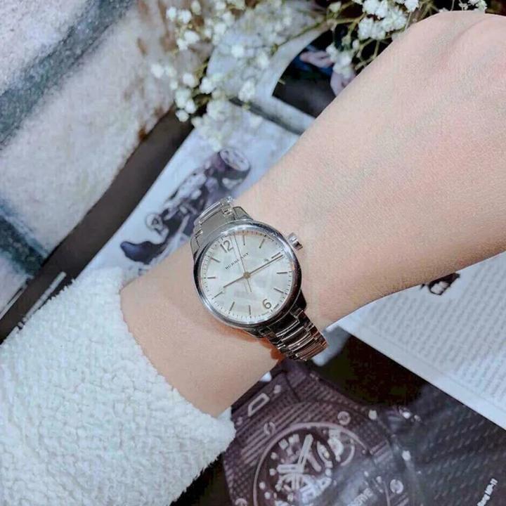 Image du produit Burberry Le classique (Swiss Made, 32 mm)