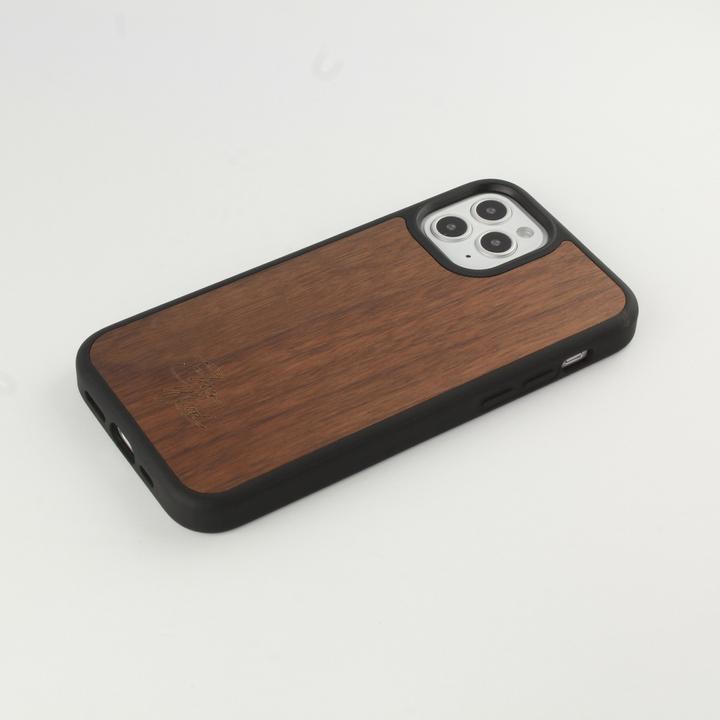 Actual product image Eleven Wood Coque Walnut (Apple iPhone 12 Pro Max)
