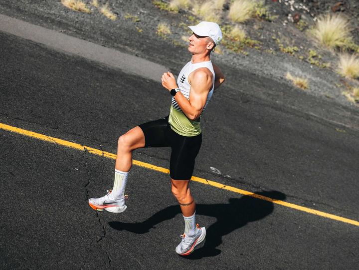 Produktbild Compressport Tri Postural Aero Tank Top M (XL)