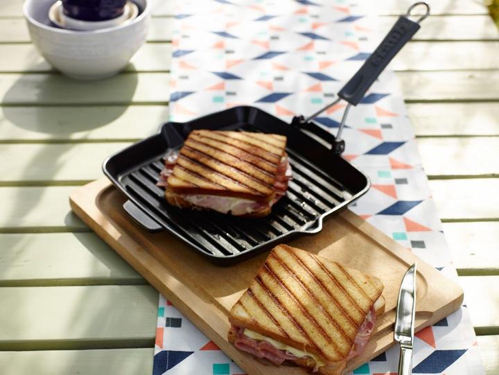Actual product image Staub Grill pan (24 cm, Grill pan, Cast iron)