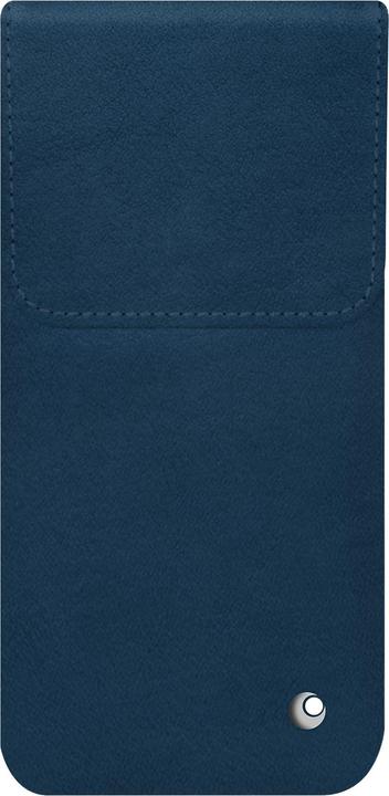 Blu mediterran ( Pantone #0E3043 )