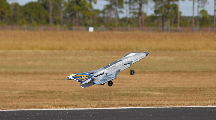 Actual product image Premier Aircraft FV-31 Cyher VTOL Super PNP grey/marines (Jet)