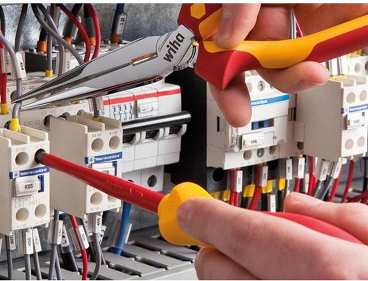 Produktbild Wiha Werkzeug Set Service-Techniker 30-tlg. inkl. Tasche I Werkzeugsatz für Elektriker I VDE (31 Teile)
