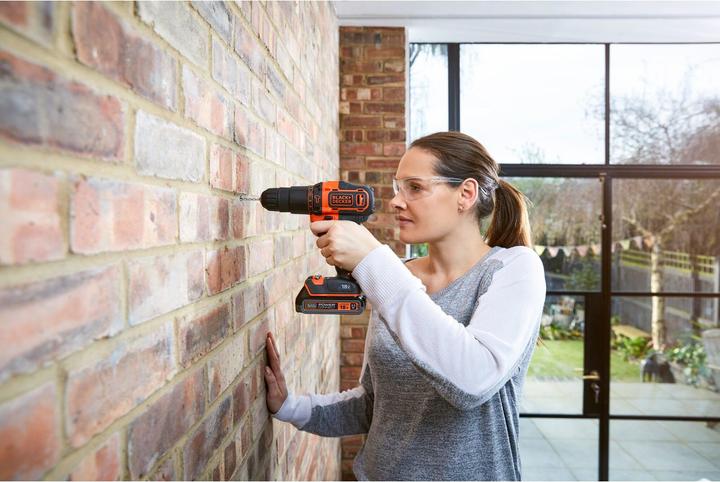 Actual product image Black & Decker Cordless screwdriver drill (Rechargeable battery operated)