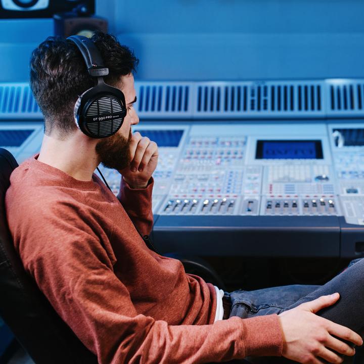 Produktbild Beyerdynamic DT 990Pro (keine Geräuschunterdrückung, Kabelgebunden)