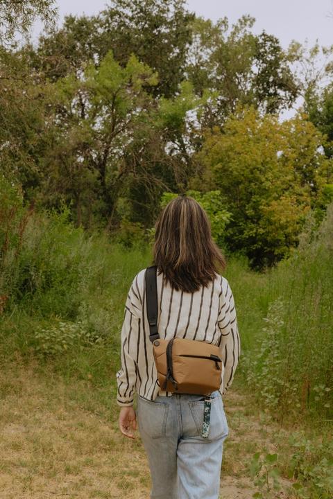 Actual product image Peak Design Everyday Sling 3L (Camera shoulder bag, 3 l)