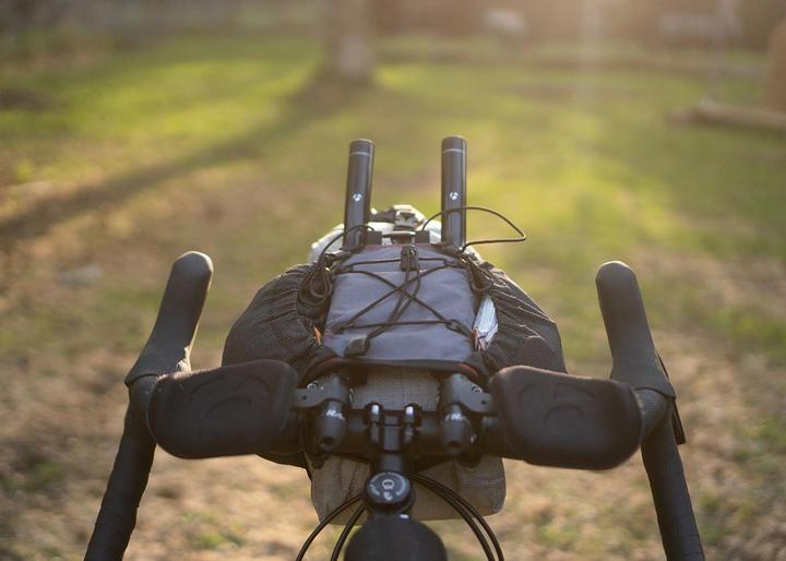 Image du produit Revelate Designs Pitchfork Aerobar System Handlebar Bag, noir/gris (Sacoche de guidon)