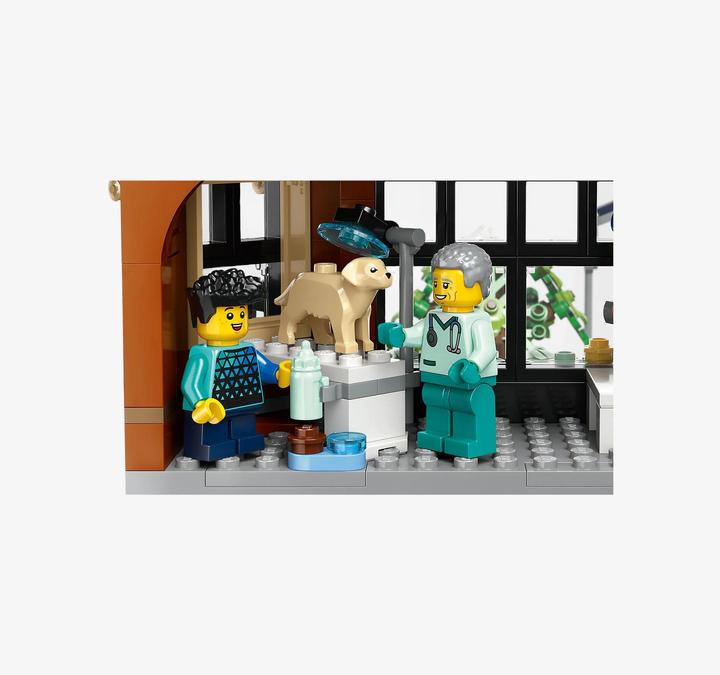 Actual product image LEGO City centre (60380, LEGO City)